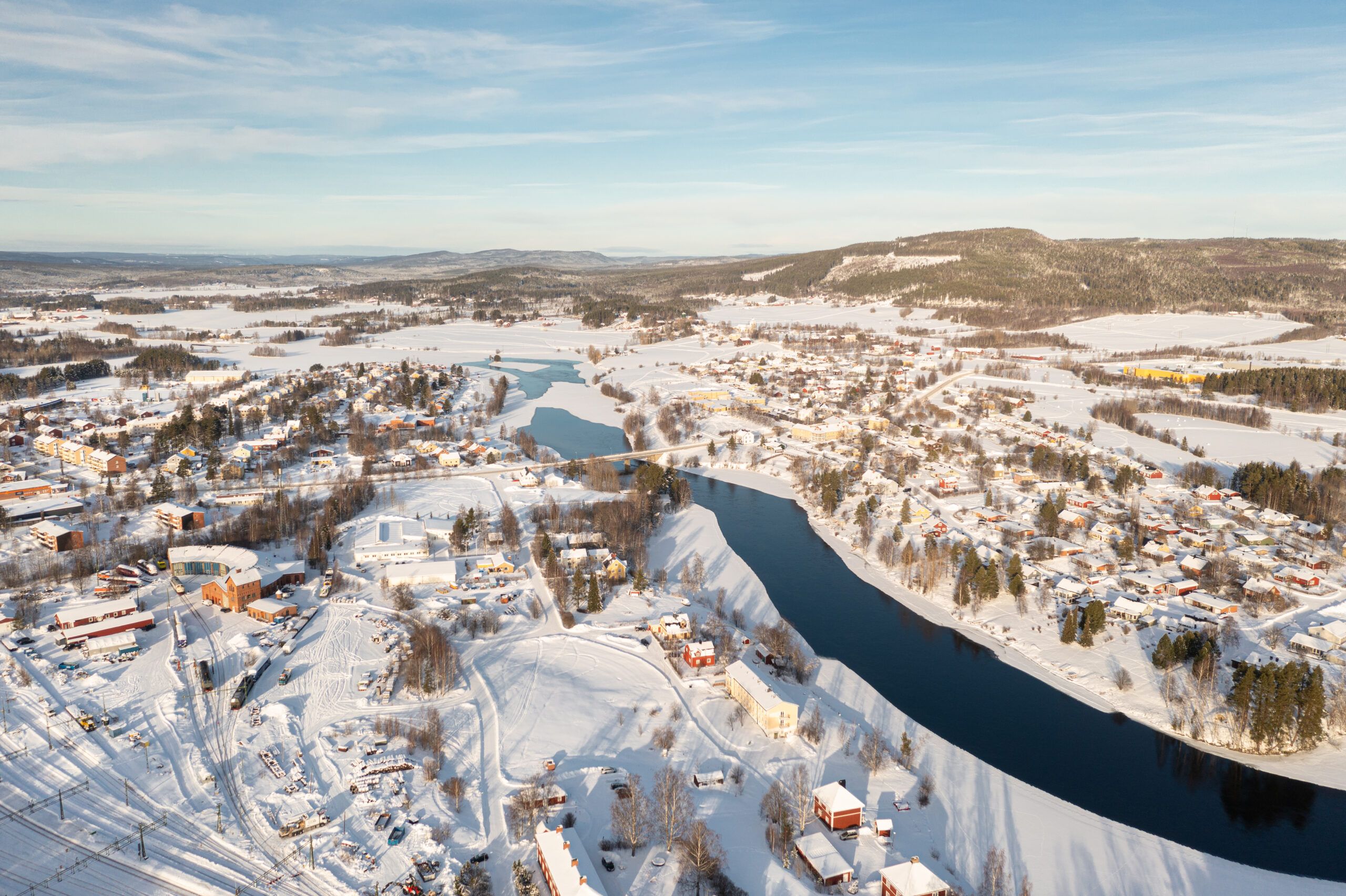 Vyn över Långsele på vintern